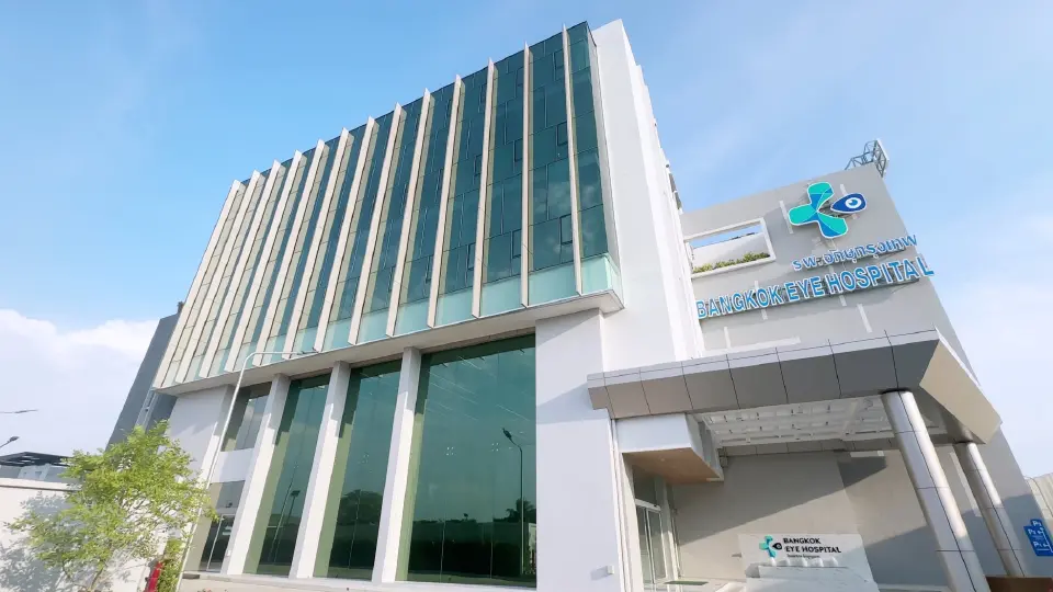 "จักษุกรุงเทพ" ดึง AI - Robot Reception ร่วมวินิจฉัยโรค