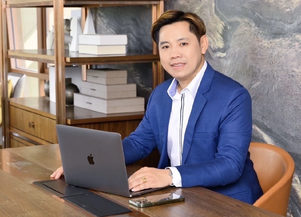 &quot;ดีคอมเมิร์ซ กรุ๊ป” ชี้ธุรกิจ &quot;SMS&quot; โตทะลุกระแสสื่อโซเชียลมีเดีย