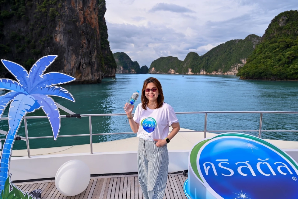 คริสตัล ทุ่ม 100 ล้าน ป้องกันแชมป์ ชี้ตลาดน้ำดื่มแข่งดุ