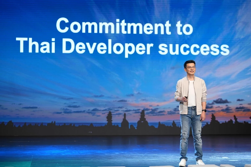 เทรนด์นักพัฒนายุคใหม่ ชูเชื่อมต่อ LINE กับ AI สร้างอนาคตนวัตกรรมไทย