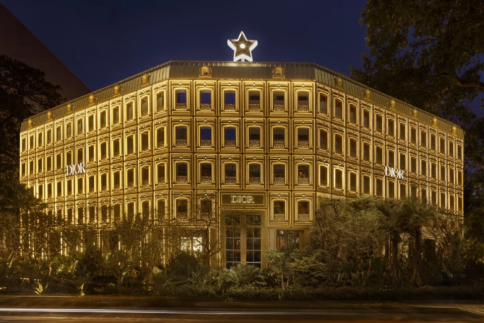 Dior Gold House