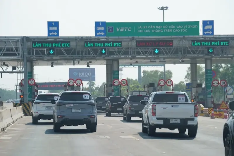 รีวิว อีซูซุ ดีแมคซ์ 2.2 Ddi MAXFORCE เครื่องยนต์ใหม่ ตะลุยไกลถึงเวียดนาม