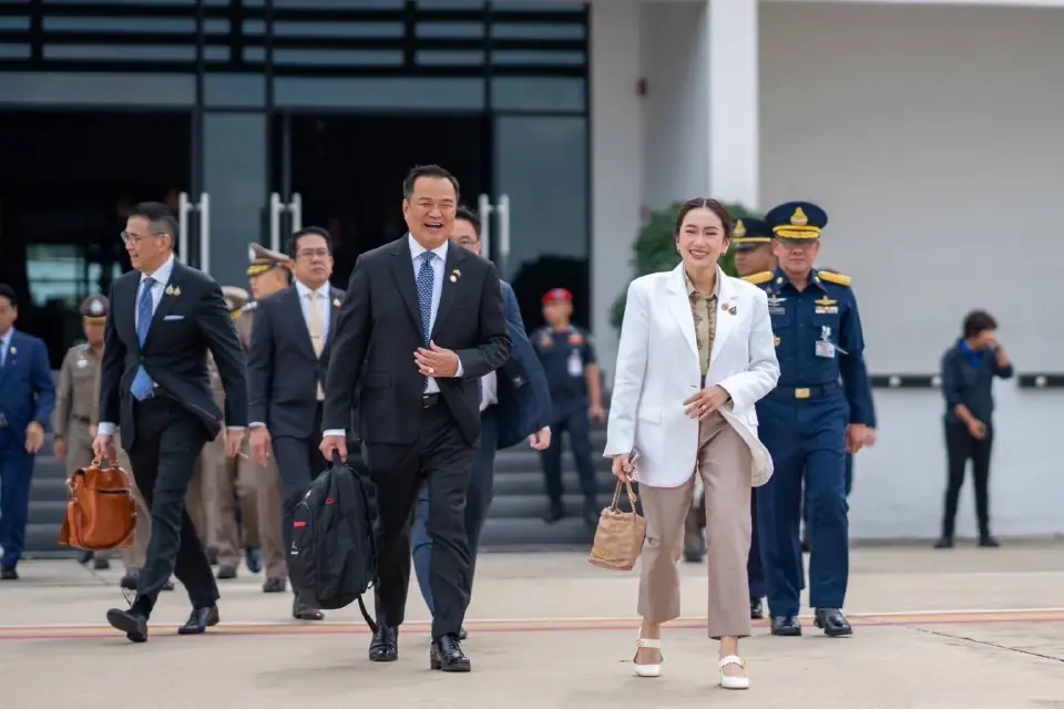 ศรีสะเกษเดือด 'จะไล่หนูกี่โมง?' หลังภาพ 'ทักษิณ-อนุทิน' ว่อนโซเชียล