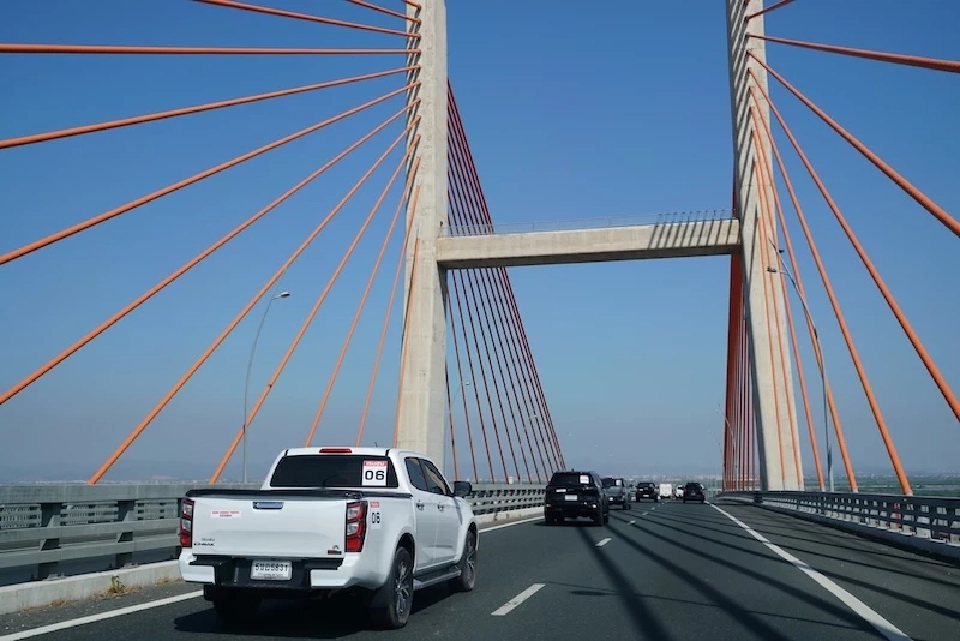 รีวิว อีซูซุ ดีแมคซ์ 2.2 Ddi MAXFORCE เครื่องยนต์ใหม่ ตะลุยไกลถึงเวียดนาม