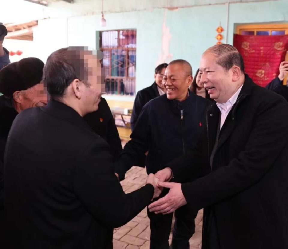 จีนเผยภาพชุดที่ 2 ผู้อพยพถูกส่งตัวจากไทย กลับบ้านในรอบกว่า 10 ปี