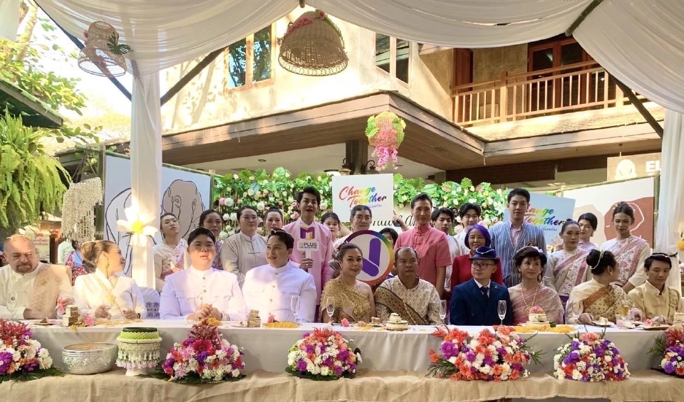 วิวาห์ไร้พรมแดน! เชียงใหม่จัดสมรส LGBTQ+ บนหลังช้าง