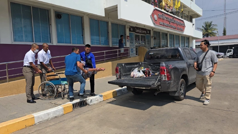 ตำรวจเมืองสมุทรสงครามจับกุมคนร้ายหลอกขายข้าวกล่องหนุ่มพิการยอดกตัญญู