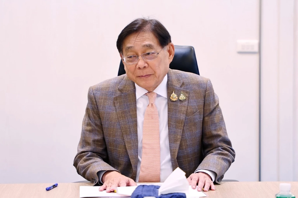 นายพิชัย ชุณหวชิร รองนายกรัฐมนตรี และรัฐมนตรีว่าการกระทรวงการคลัง