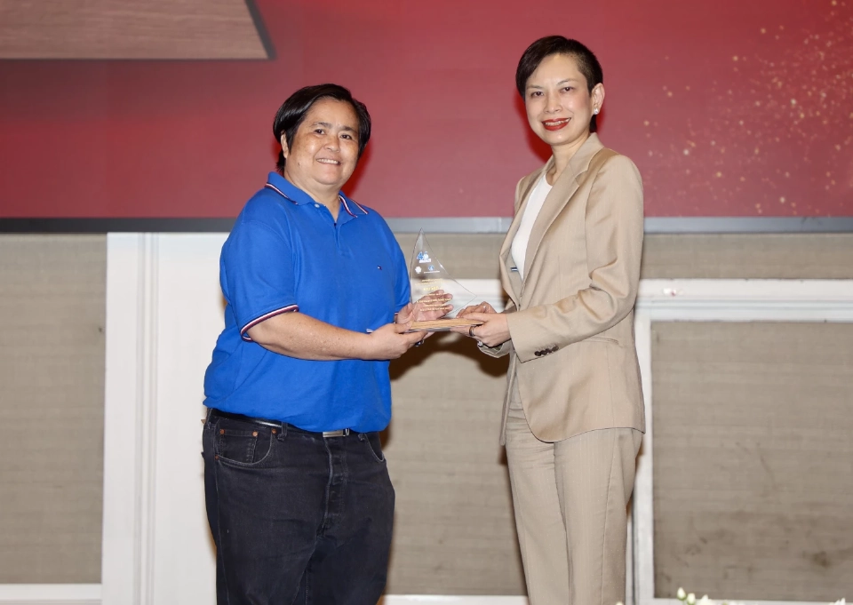 "ฐานเศรษฐกิจ-กรุงเทพธุรกิจ" คว้า 4 รางวัลป๋วย อึ๊งภากรณ์