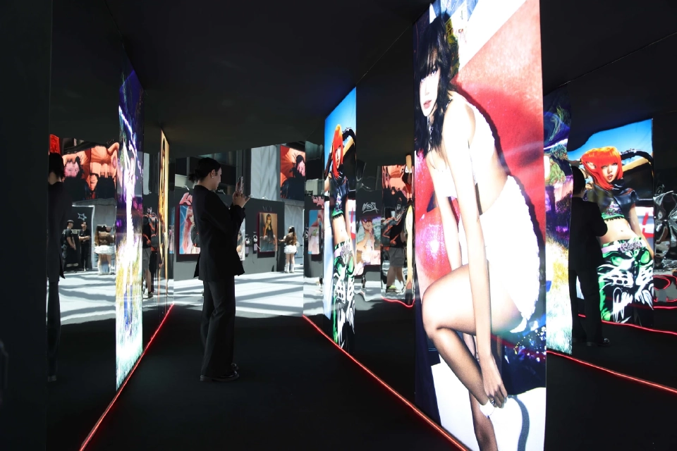 LISA เปิด POP-UP สุดพิเศษ ฉลองอัลบั้มเดี่ยวชุดแรก ‘ALTER EGO’ ใจกลางกรุงเทพฯ