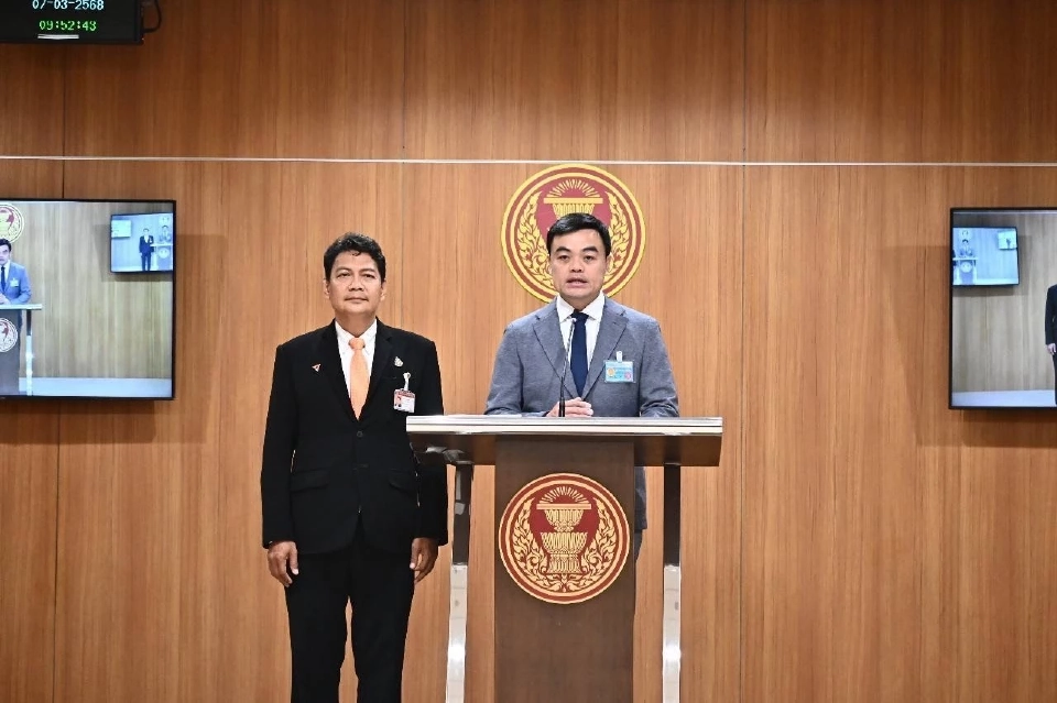 “สส.ประเสริฐพงษ์“เรียกร้องรัฐบาลเร่งแก้ไขปัญหาการปั่นป่วนราคาปาล์ม