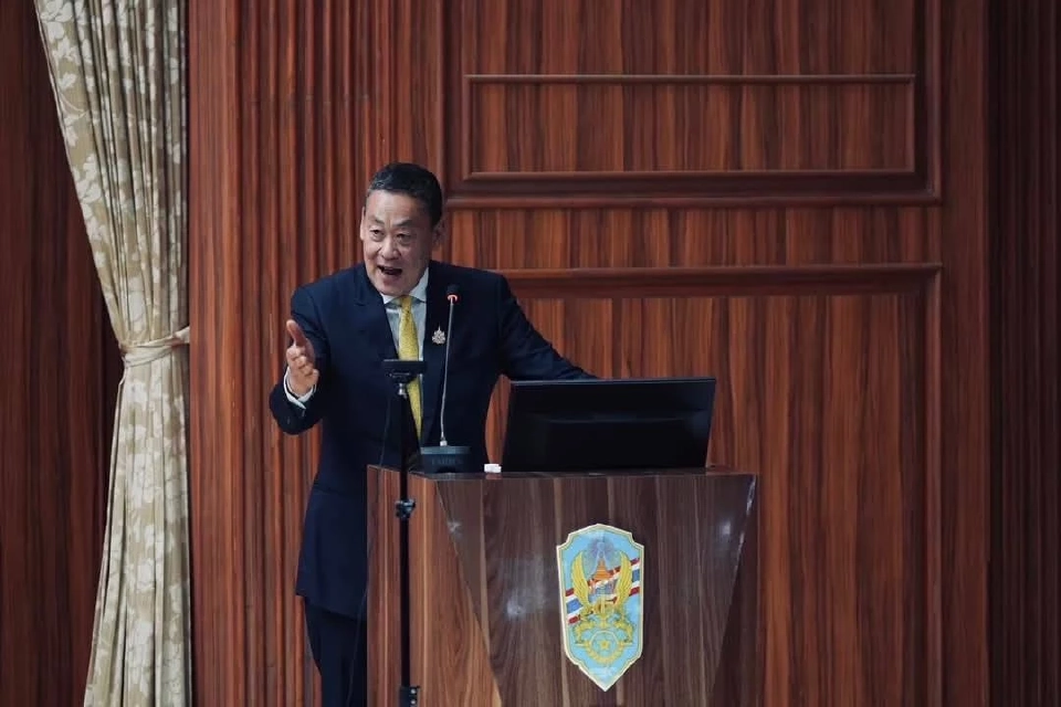 เศรษฐา ทวีสิน