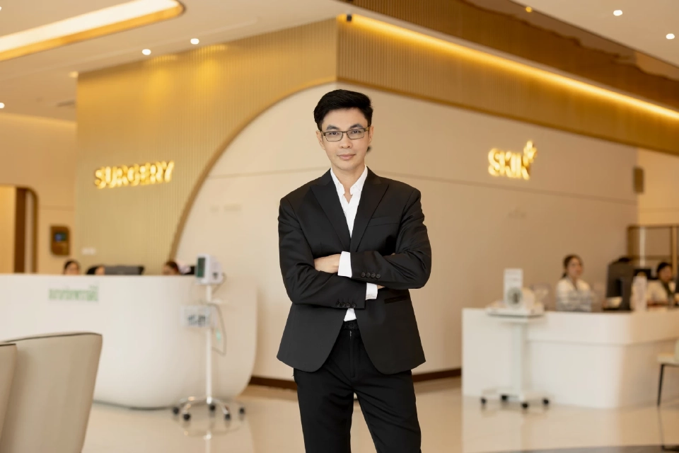 “MASTER - เค เมดิคอล” ทุ่ม 250 ล้าน เปิด รพ.ศัลยกรรม KRM รุกตลาดอีสานตอนกลาง