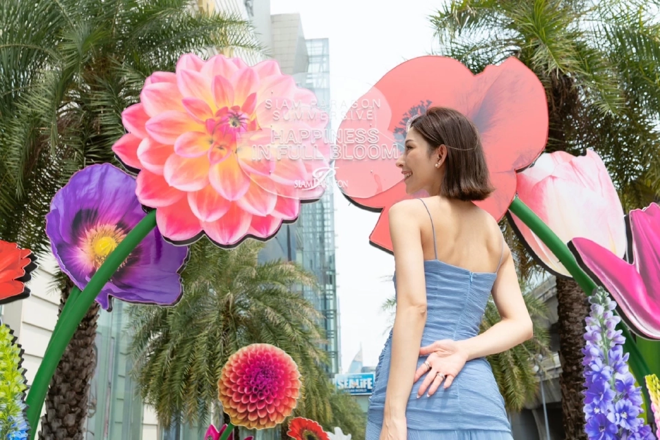 สยามพารากอน ฉลองมหาสงกรานต์สุดอลังการ ตื่นตาอิมพอร์ตโชว์ระดับโลก