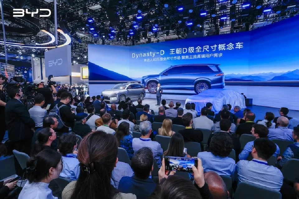 เซี่ยงไฮ้ ออโต้โชว์ 2025 จีนแสดงศักยภาพผู้นำ EV - BYD อวดนวัตกรรมขับเคลื่อนโลก