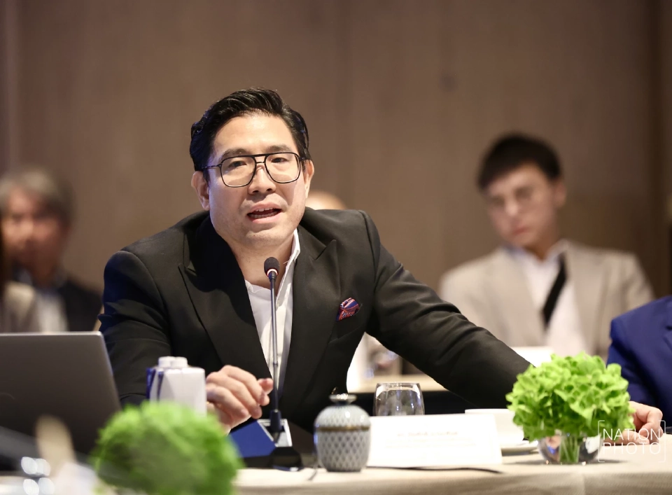 ดร.ปิยศักดิ์ มานะสันต์ หัวหน้านักวิจัยเศรษฐกิจ ฝ่ายกลยุทธ์การลงทุน บริษัทหลักทรัพย์ อินโนเวสท์ เอกซ์ จำกัด (InnovestX)