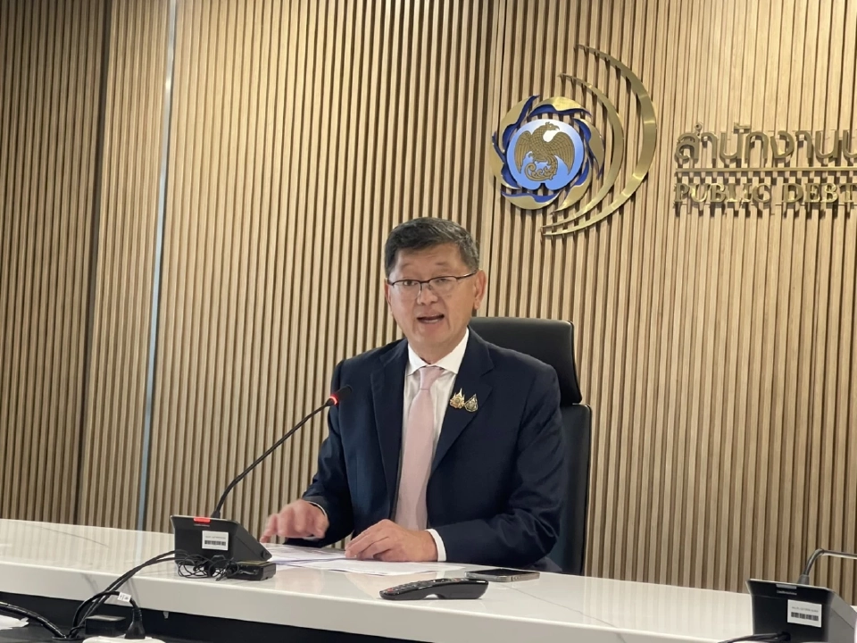 นายพชร อนันตศิลป์ ผู้อำนวยการสำนักงานบริหารหนี้สาธารณะ (สบน.) 