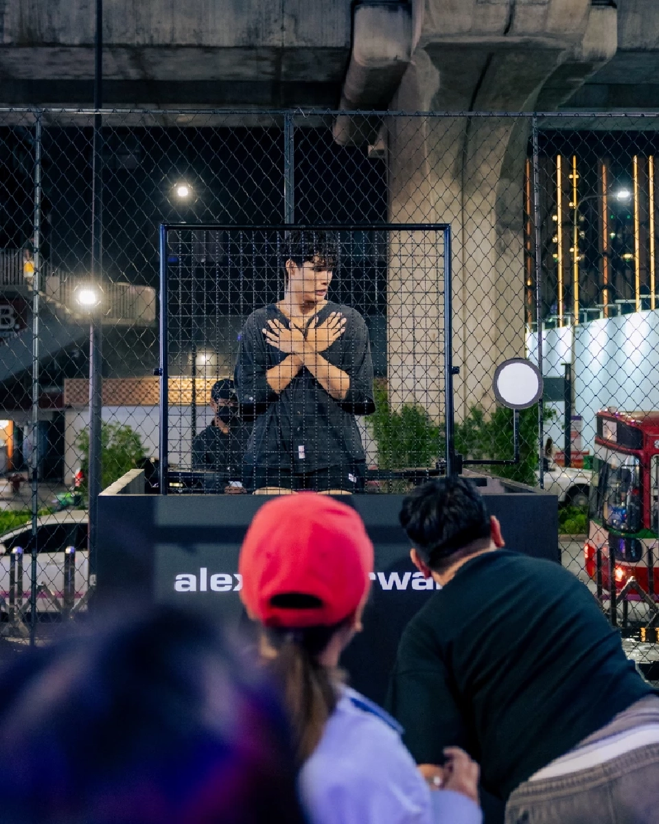 Alexander Wang ฉลองครบรอบ 20 ปี จัดสงกรานต์อย่างมีสไตล์