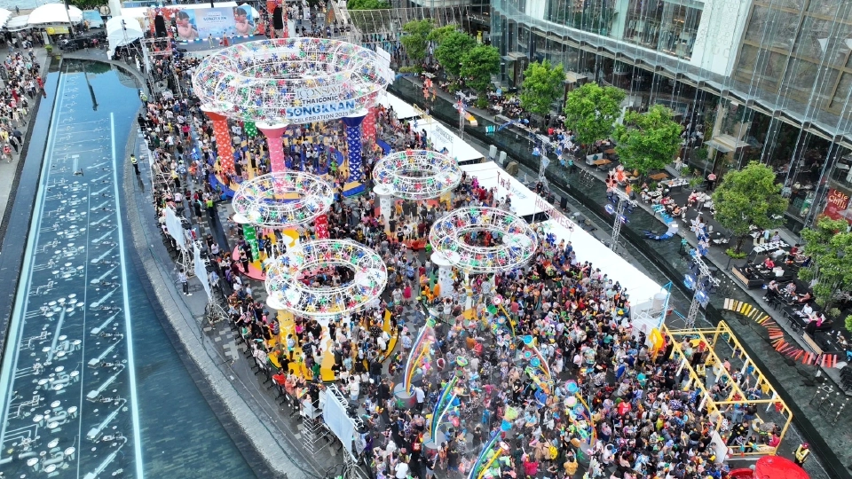 กลุ่มสยามพิวรรธน์ผู้นำแห่งการสร้างปรากฏการณ์ระดับโลก ครองแชมป์จุดเช็คอินอันดับ 1 ของไทยทุกเทศกาล