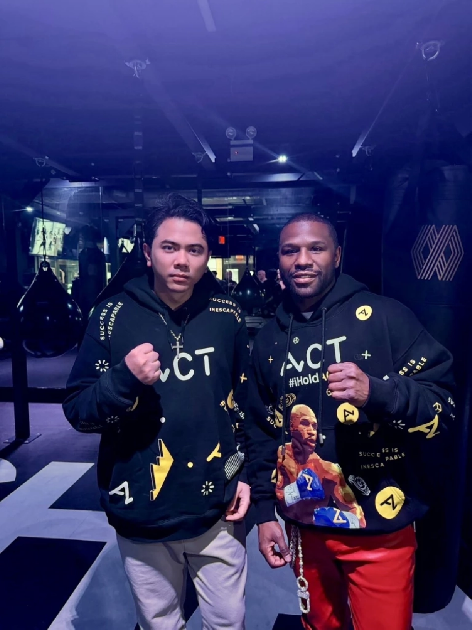 สะเทือนวงการคริปโต  ตำนานนักชกโลก "ฟลอยด์ เมย์เวทเธอร์" ร่วมถือ ACT(ACET)