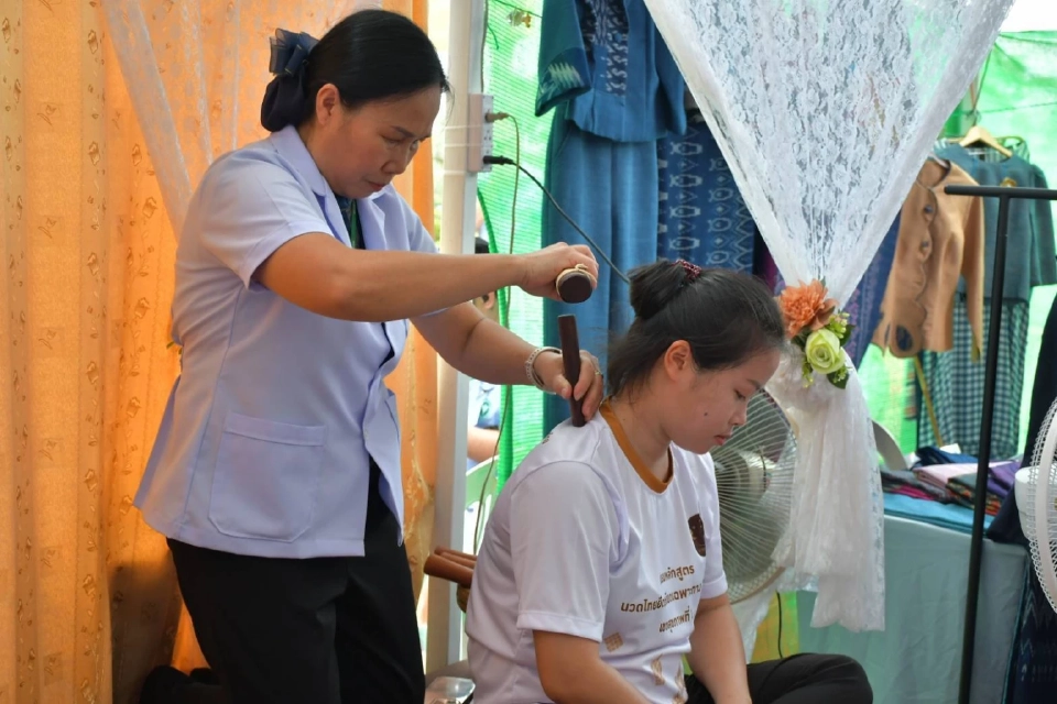 สมศักดิ์ ชู "สกลนครโมเดล" ดัน นวดไทย สมุนไพรสร้างรายได้ 110 ล้าน/ปี