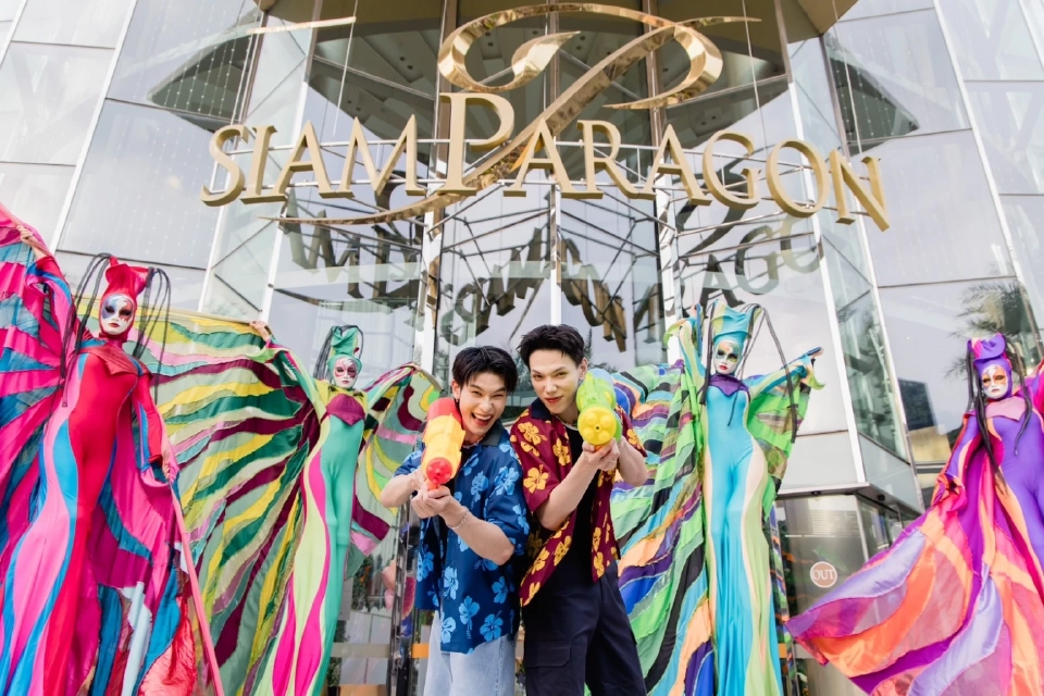 สยามพารากอน ฉลองมหาสงกรานต์สุดอลังการ ตื่นตาอิมพอร์ตโชว์ระดับโลก