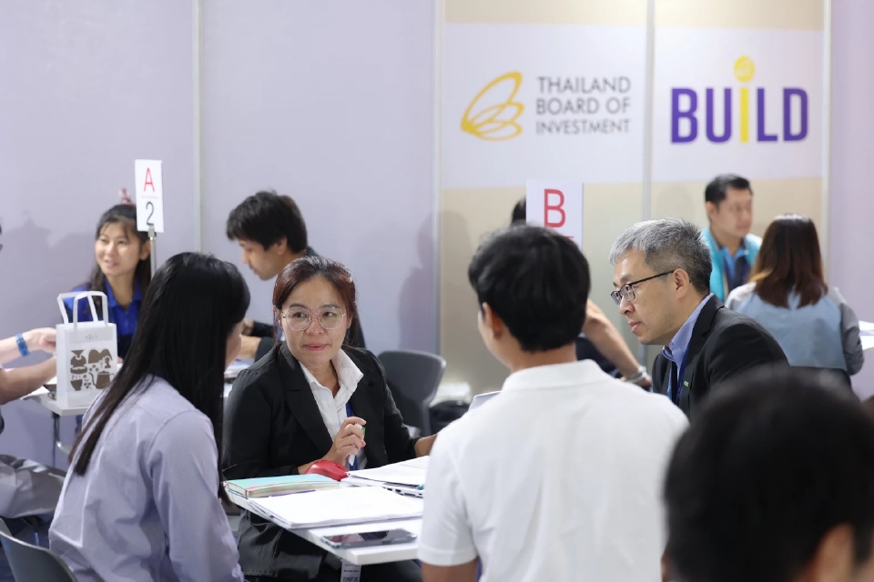 บีโอไอดันไทยศูนย์กลางอุตสาหกรรมอาเซียน ปั๊มเศรษฐกิจ 20,000 ล้าน