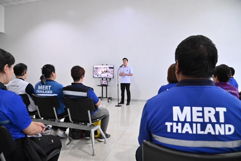 สาธารณสุข ส่งทีม EMT ผลัด 2 ช่วยผู้ประสบภัยแผ่นดินไหวเมียนมา