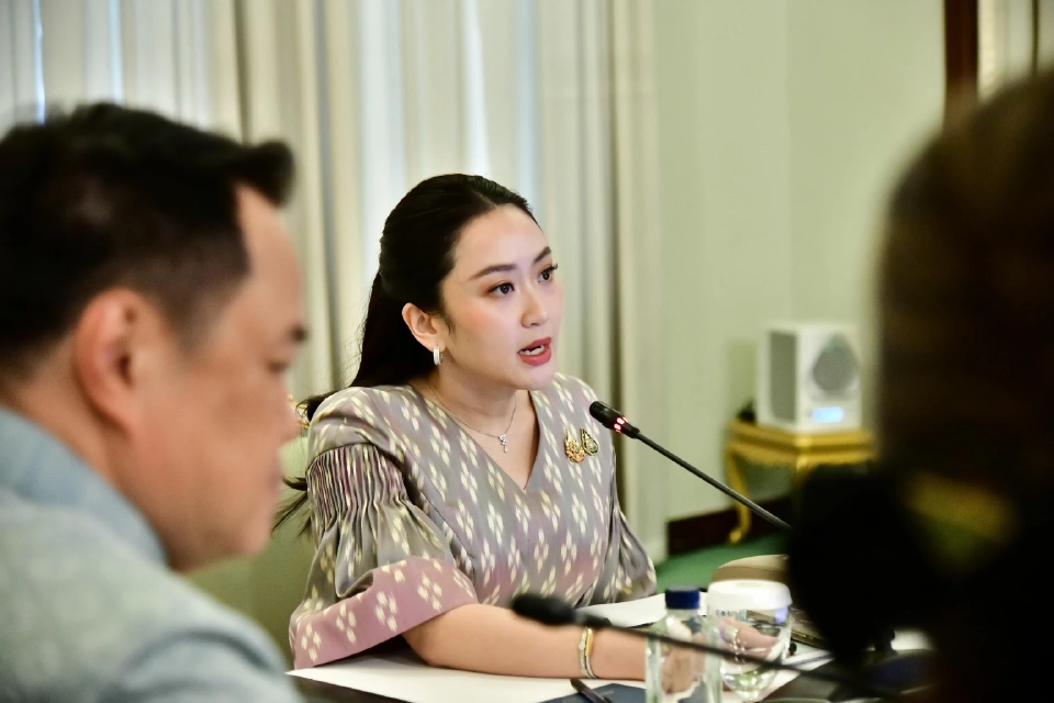 นายกฯ สั่งรื้อใหญ่เช็คตึกเอกชน-ราชการ ติดใจตึกสตง.ถล่มหลายข้อ