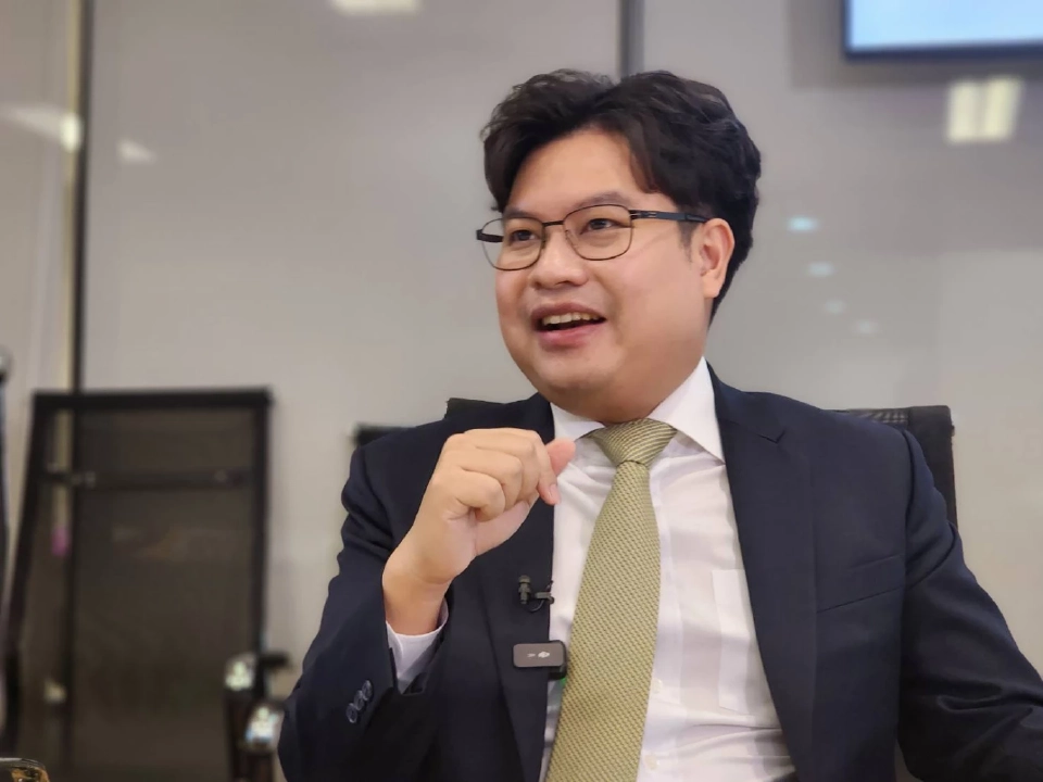 ดร.ณรงค์ชัย ใหญ่สว่าง