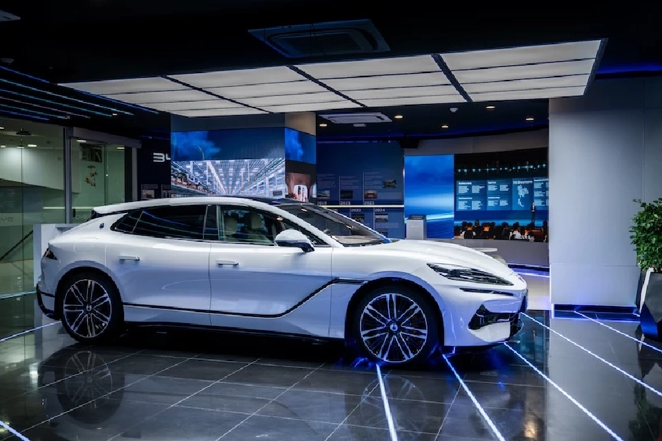 BYD Experience Store 