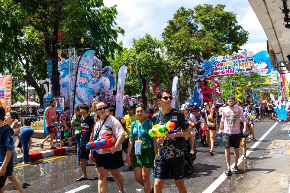 ปิดฉากสงกรานต์ 2568 เงินสะพัด 2.8 หมื่นล้าน สงกรานต์สนามหลวง เที่ยวทะลุล้านคน