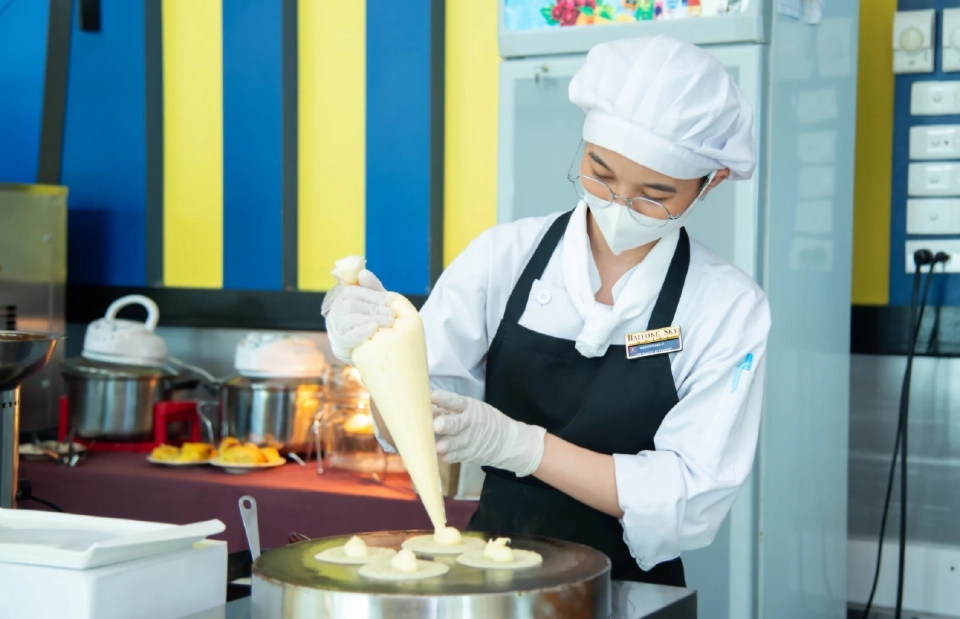 เริ่มแล้ว! บุฟเฟ่ต์ทุเรียนใบหยก 2568 ฉ่ำๆ ทุเรียน ปะทะซีฟู้ด อิ่มจุกๆราคาสุดคุ้ม