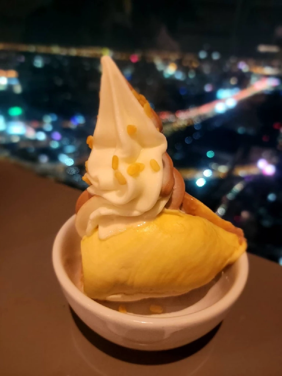 เริ่มแล้ว! บุฟเฟ่ต์ทุเรียนใบหยก 2568 ฉ่ำๆ ทุเรียน ปะทะซีฟู้ด อิ่มจุกๆราคาสุดคุ้ม