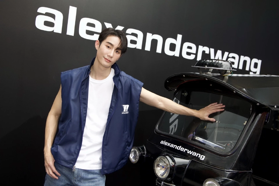 Alexander Wang ฉลองครบรอบ 20 ปี จัดสงกรานต์อย่างมีสไตล์