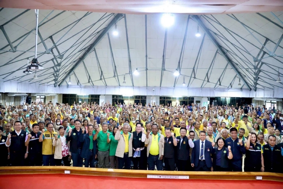 “นฤมล” เปิดโครงการพัฒนาหมอดินอาสาช่วยพัฒนาที่ดินให้เหมาะกับสภาพพื้นที่