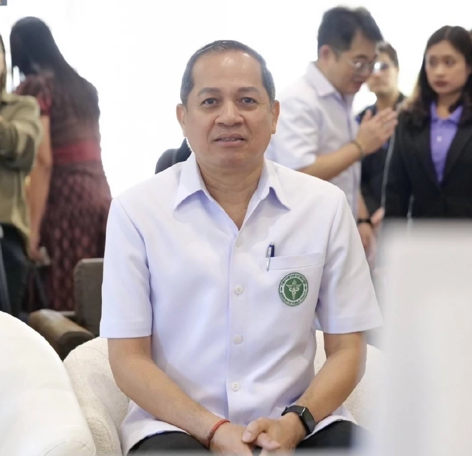 นพ.อภิชาต วชิรพันธ์ ผู้ตรวจราชการกระทรวงสาธารณสุข เขตสุขภาพที่ 12 