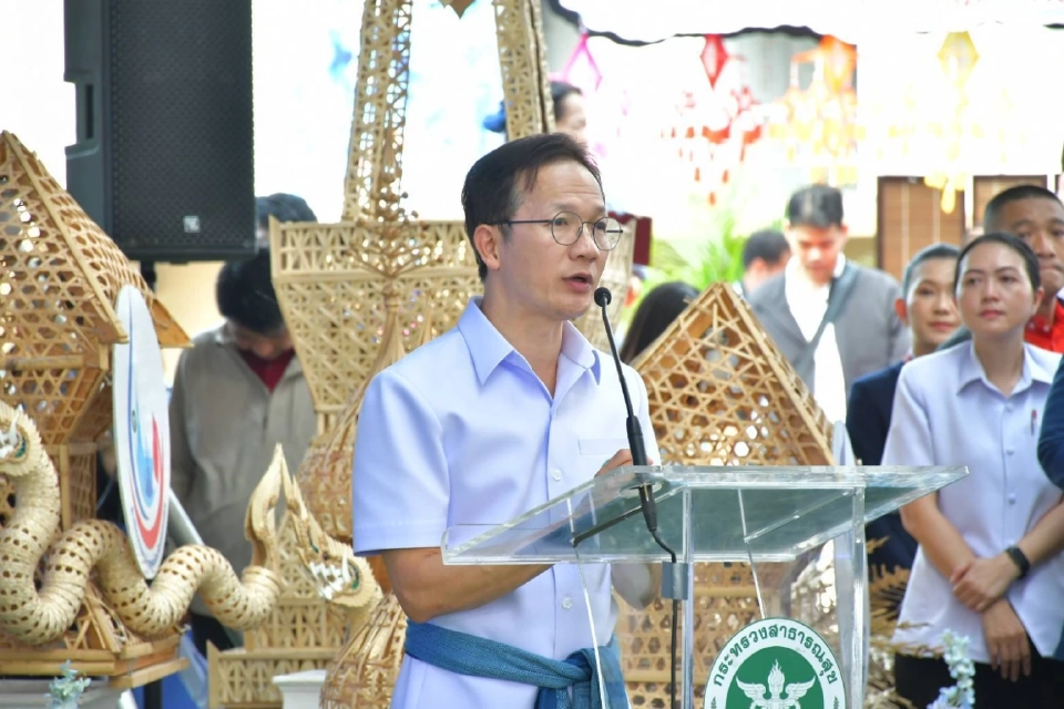 นพ.ณัฐพงศ์ วงศ์วิวัฒน์ ผู้ตรวจราชการกระทรวงสาธารณสุข เขตสุขภาพที่ 8