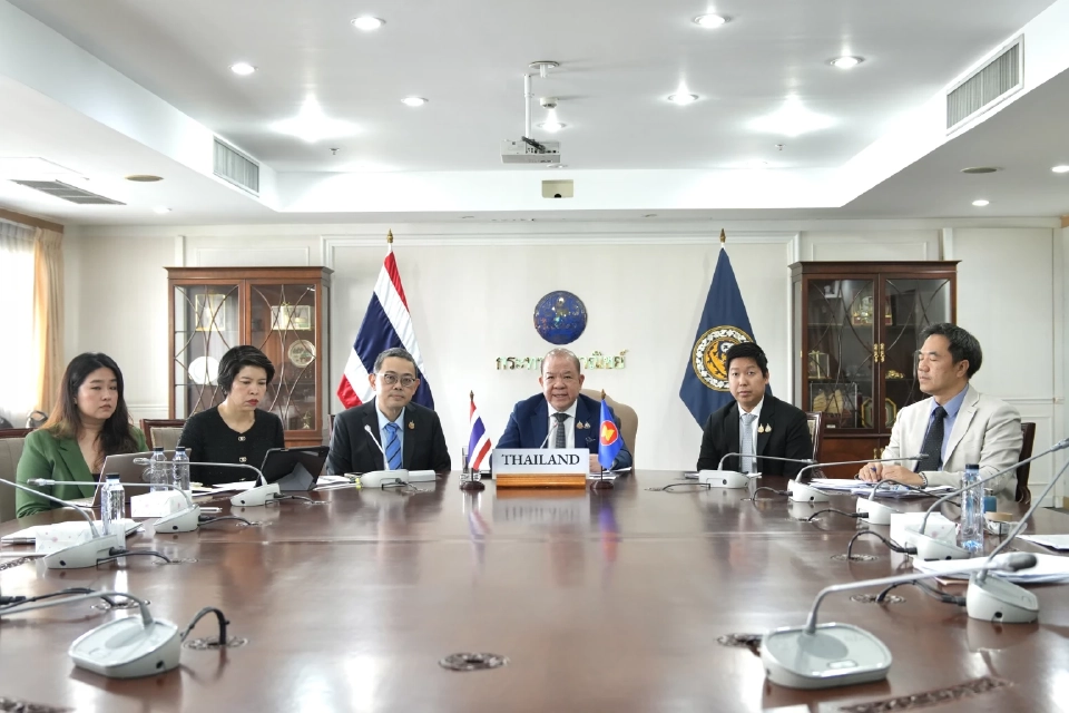 มติรมต.การค้าอาเซียน ไม่ตอบโต้ภาษีทรัมป์ เลือกช่องเจรจา-ตั้งทีมเกาะติด