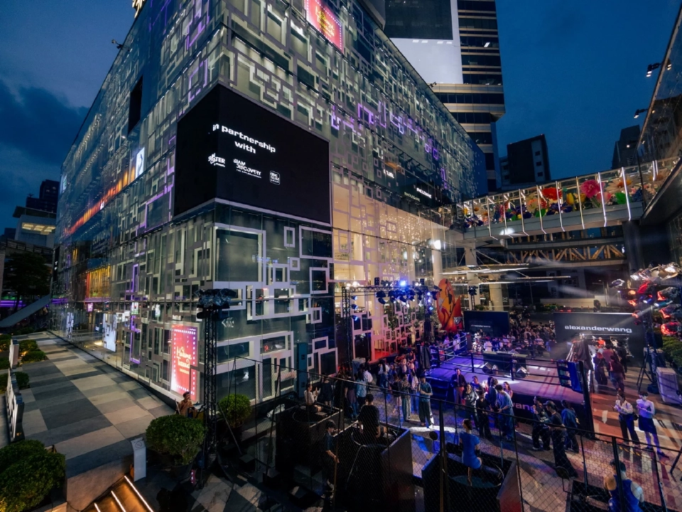 Alexander Wang ฉลองครบรอบ 20 ปี จัดสงกรานต์อย่างมีสไตล์