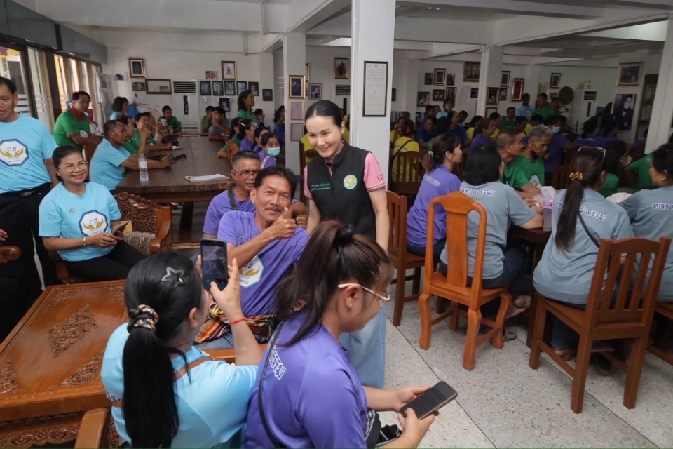 ธรรมนัส-นฤมล เปิดสาขาพรรคกล้าธรรม ลั่นปักธงสส.ชัยภูมิมากกว่า 2