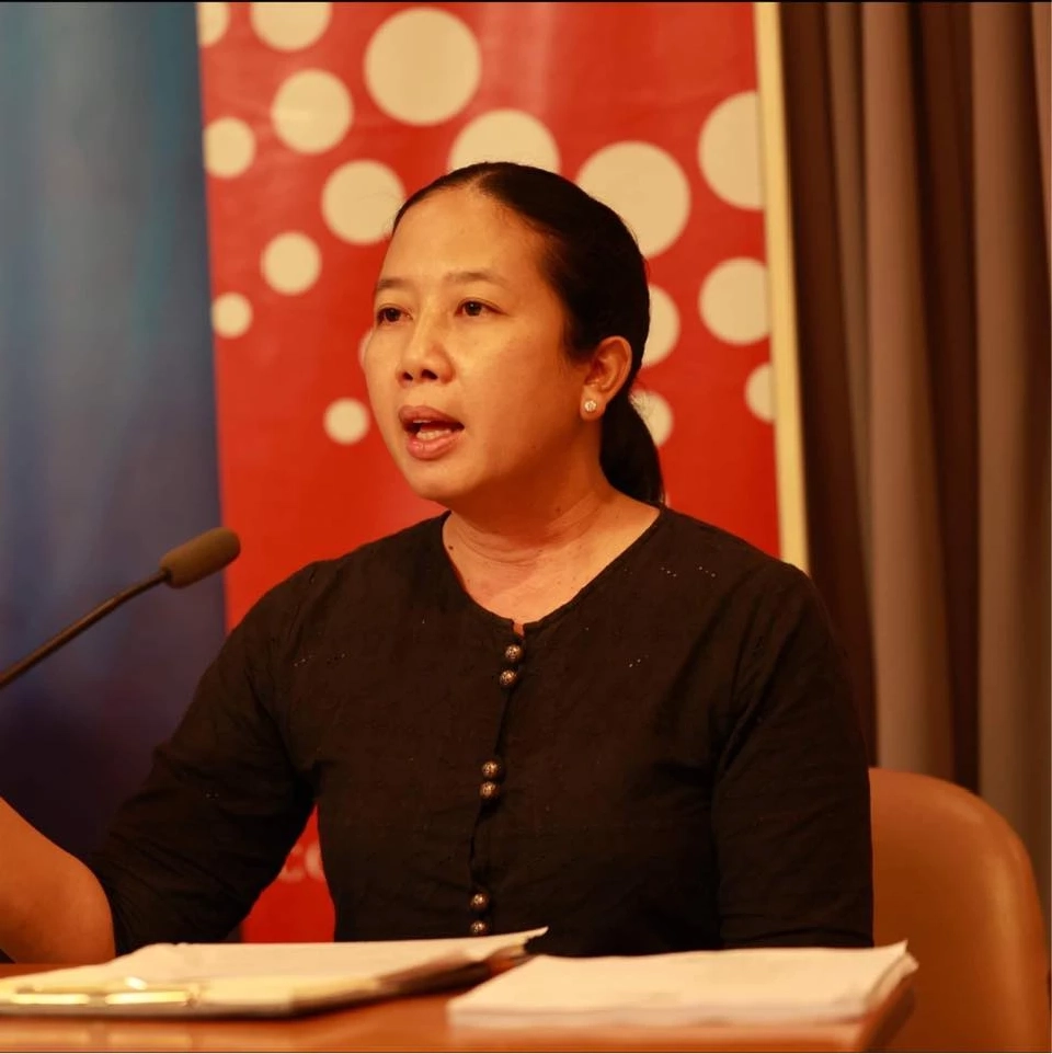 เพียรพร ดีเทศน์ ผู้อำนวยการฝ่ายรณรงค์ ภูมิภาคเอเชียตะวันออกเฉียงใต้ องค์กรแม่น้ำนานาชาติ (International Rivers)