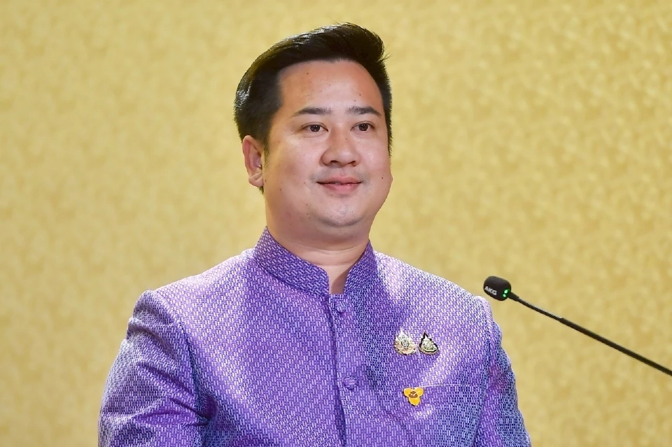 นายอนุกูล พฤกษานุศักดิ์