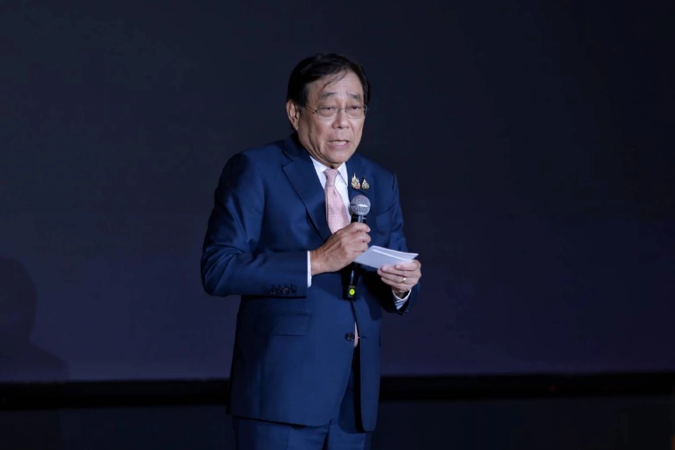 นายพิชัย ชุณหวชิร รองนายกรัฐมนตรี และรัฐมนตรีว่าการกระทรวงการคลัง