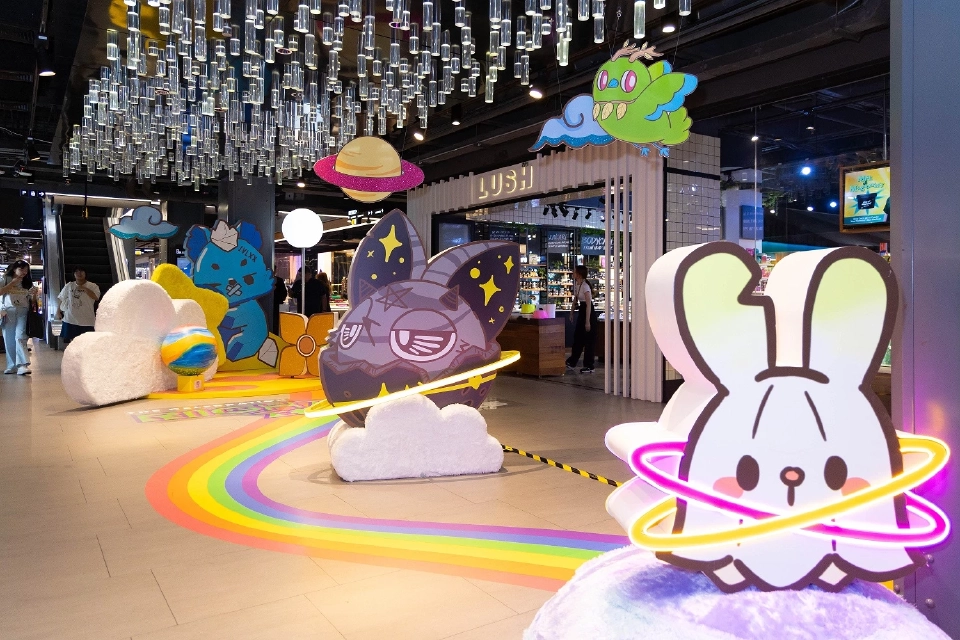 สยามเซ็นเตอร์ ปักหมุดโกลบอลเฟสติวัล Pride Month 2025