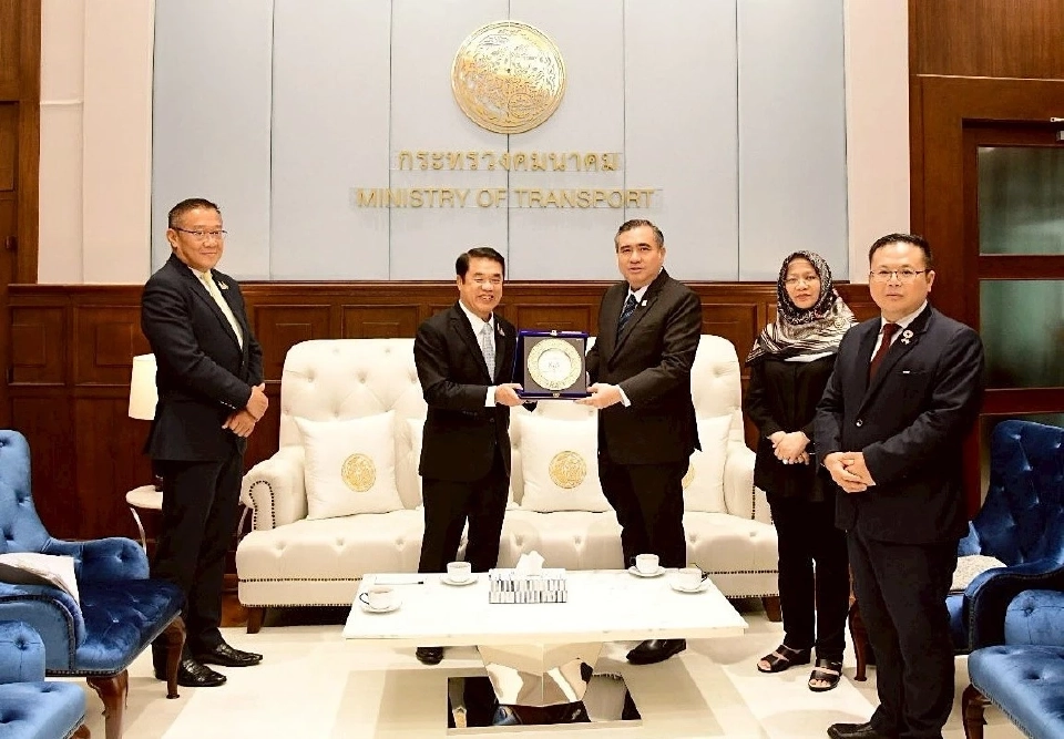 “สุริยะ” ถกคมนาคมมาเลเซีย ปลุก “รถไฟสายสุไหงโก-ลก – รันเตาปังยัง”