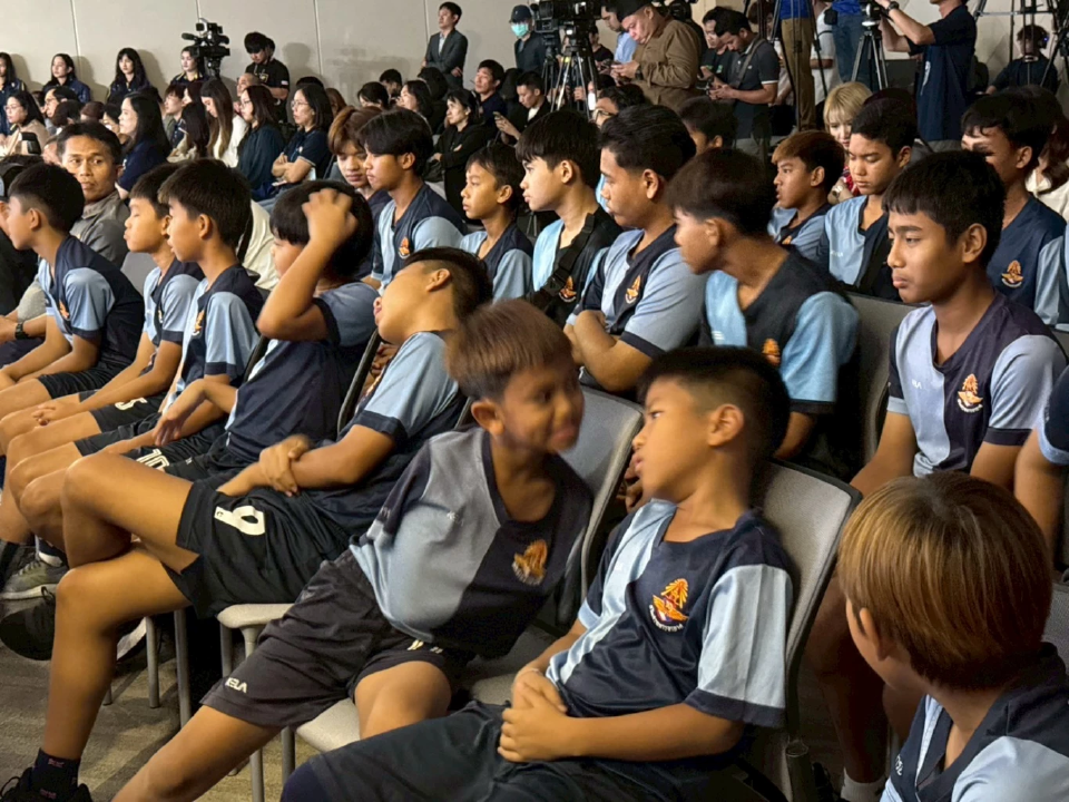 คลังแถลงระเบิดศึก GLO CUP 2025 ฟุตบอลเยาวชน ชิงกว่า 1 ล้านบาท