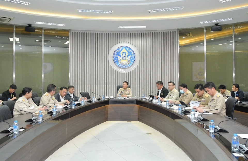 กรมชลประทานและหน่วยงานที่เกี่ยวข้อง ได้ประชุมเพื่อติดตามและวิเคราะห์แนวโน้มสถานการณ์น้ำในอ่างเก็บน้ำและแม่น้ำสายหลัก