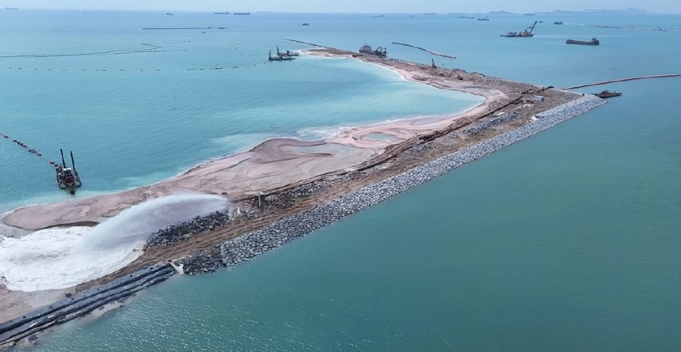 อัพเดทโครงการพัฒนา ท่าเรือแหลมฉบังเฟส3 "มนพร" สั่งเร่งก่อสร้างเสร็จตามแผน