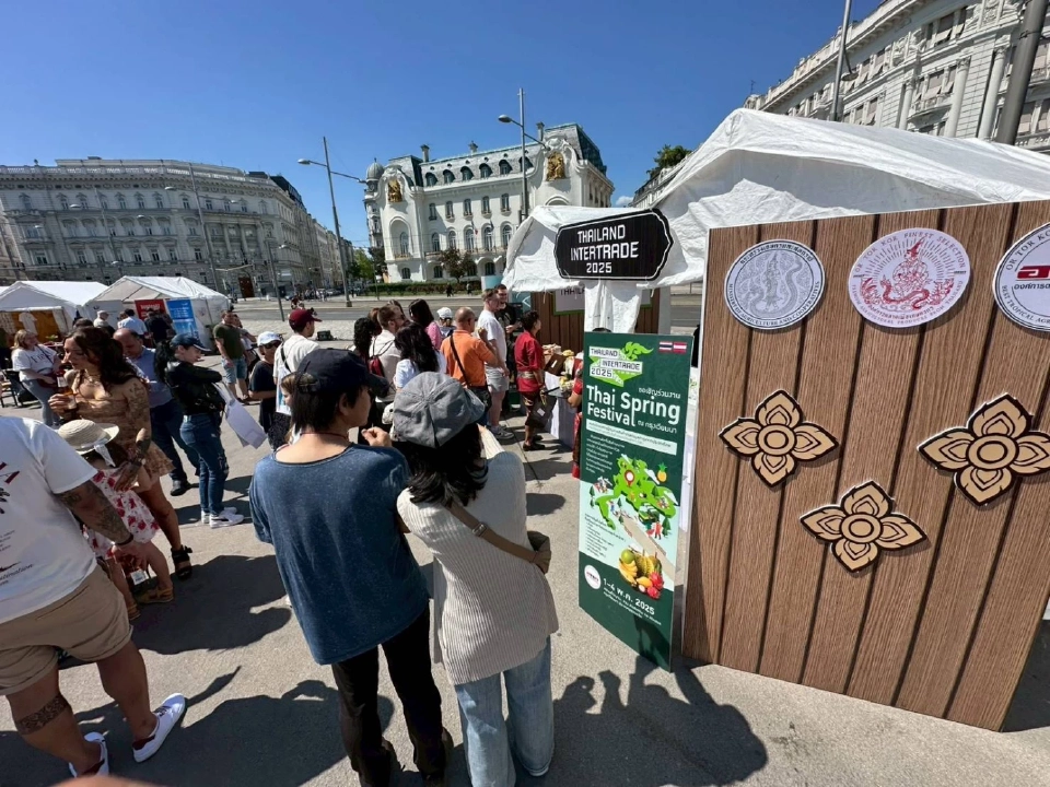 อ.ต.ก. ดันเกษตรกรไทยโรดโชว์ 4 ทวีป ปลุก Soft Power สินค้าเกษตรสู่ตลาดโลก